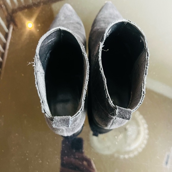 Marc Fisher Black Ankle suede Booties with Pointed Toe - Picture 6 of 6